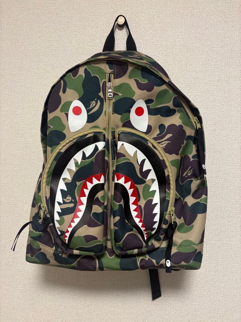 bape リュックサック　シャーク