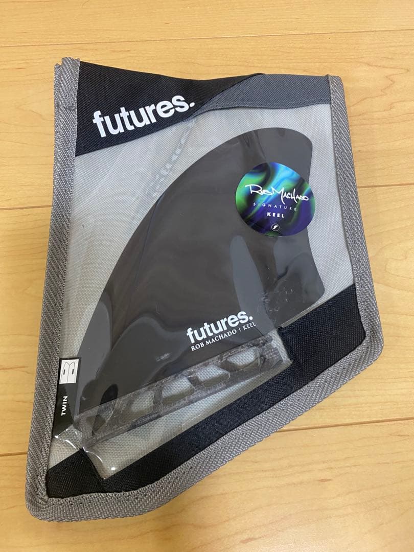 FUTURES FIN MACHADO KEEL TWIN FIN ロブマチャド