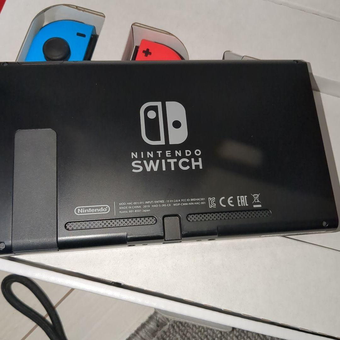 Nintendo Switch 美品　使用期間1年ほど