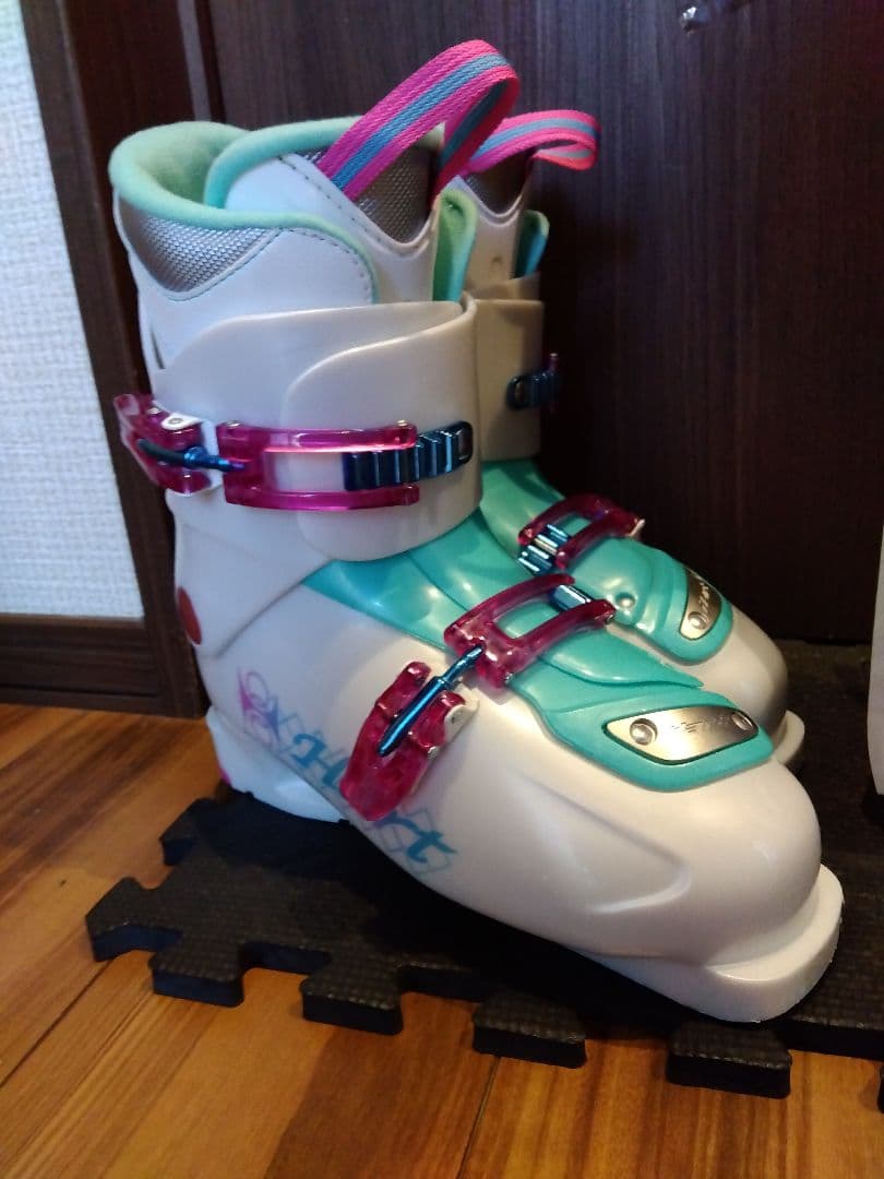 ✿美品✿ATOMIC/女子・小柄な女性用/豪華スキーセット/メンテ・WAX済み✔