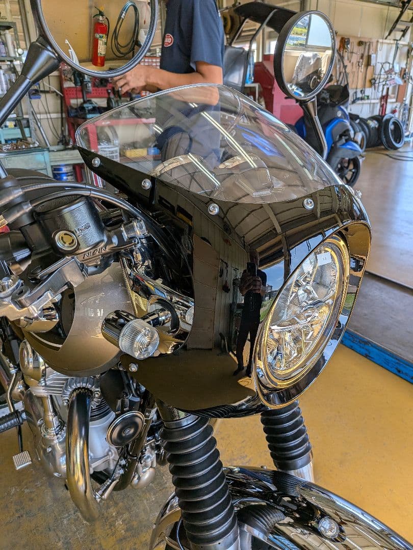 Ｗ８００カフェ　純正カウルセット　傷なし極上品　純正品なので細かな補修も心配なし