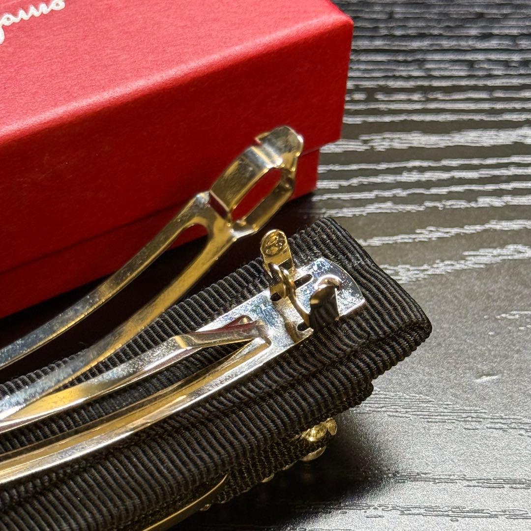 ☆極美品☆フェラガモ　ヴァラリボン　バレッタ　ブラック　ラインストーン