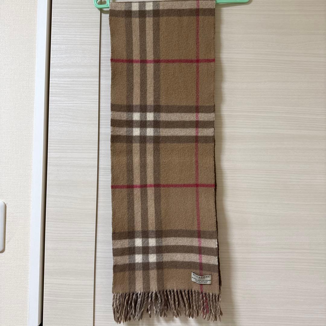 美品のBURBERRY チェック柄マフラー　リバーシブル