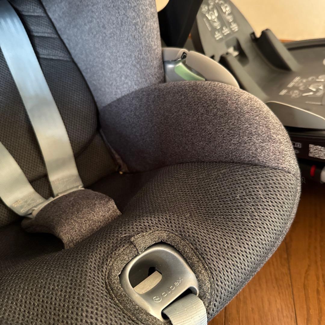 あ*い様 Cybex CLOUDT i-SIZE BASE T ベビーシート ア