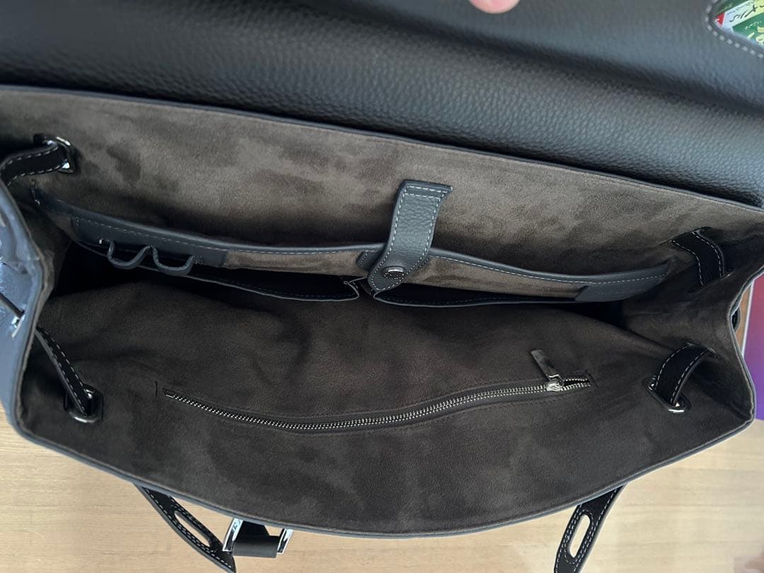 ペッレモルビダ　バッグ　美品　使用数回