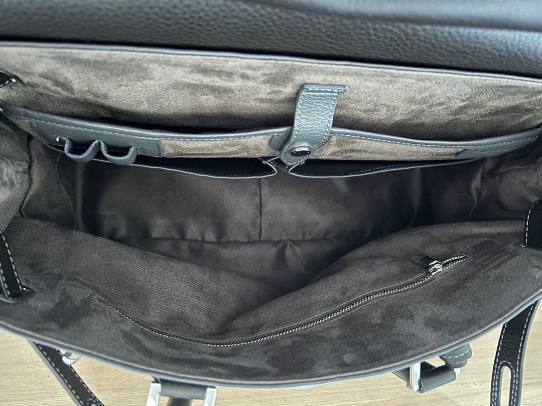 ペッレモルビダ　バッグ　美品　使用数回