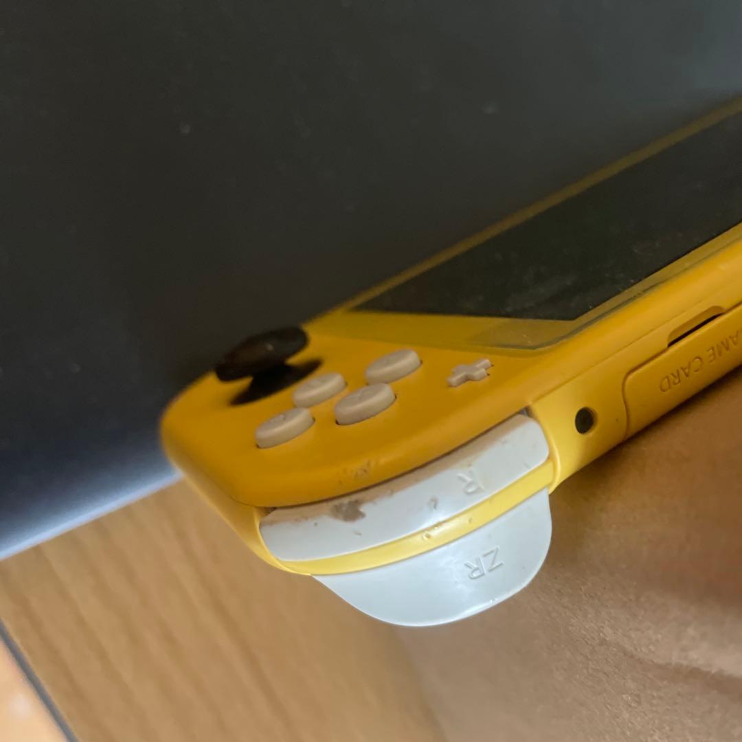 じゃんくNintendo Switch Lite イエロー 2019年モデル