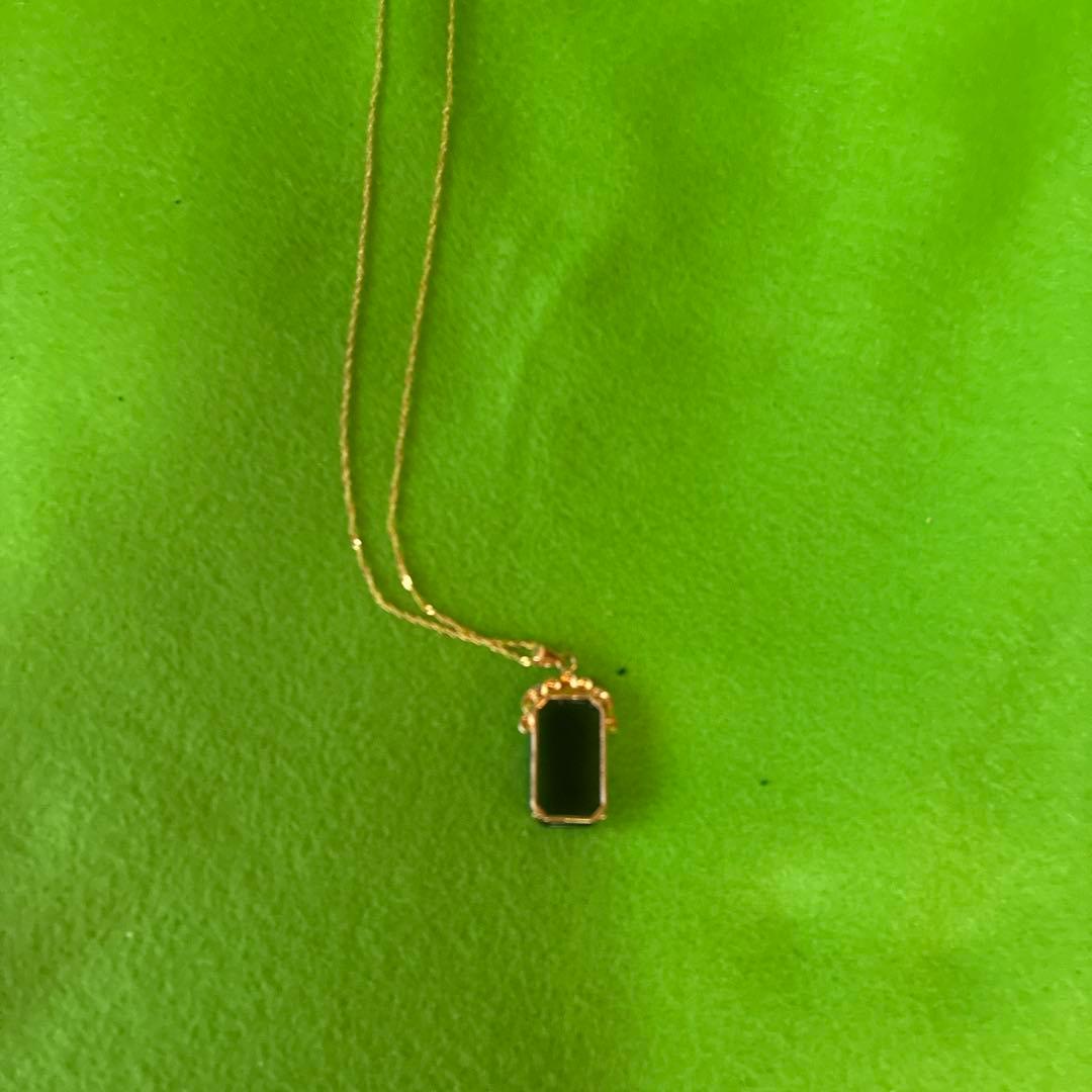 ヒスイのペンダントネックレス 約40cm ゴールドチェーン18kチェーン