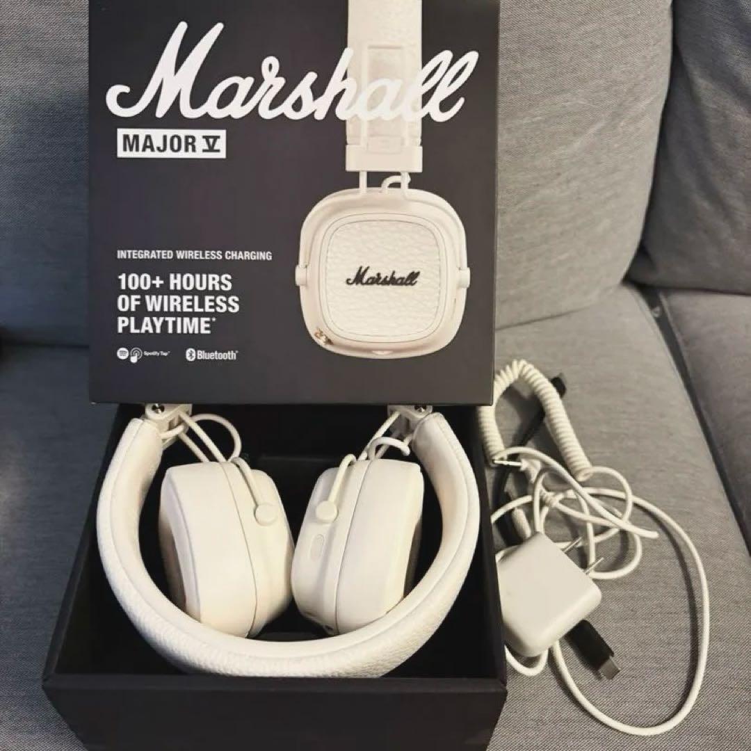 n*o様 Marshall Major Vヘッドフォン　クリーム ホワイト