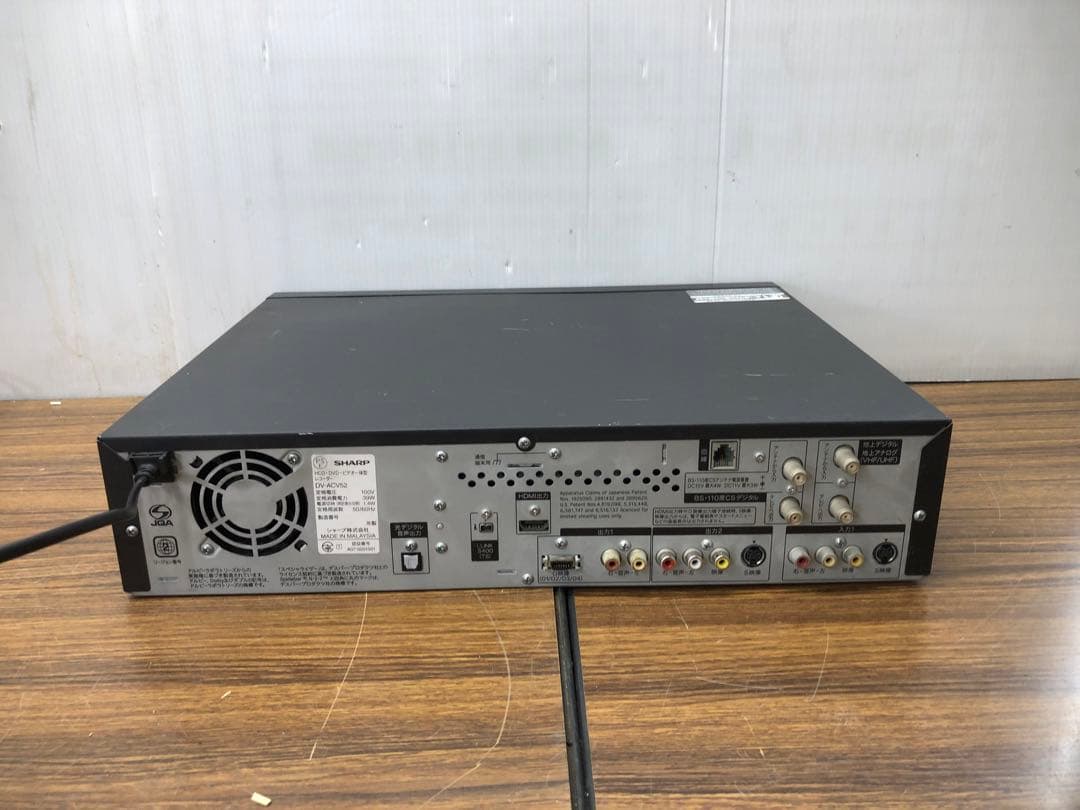 SHARP HDD DVD VHS 一体型レコーダー DV-ACV52 本体のみ