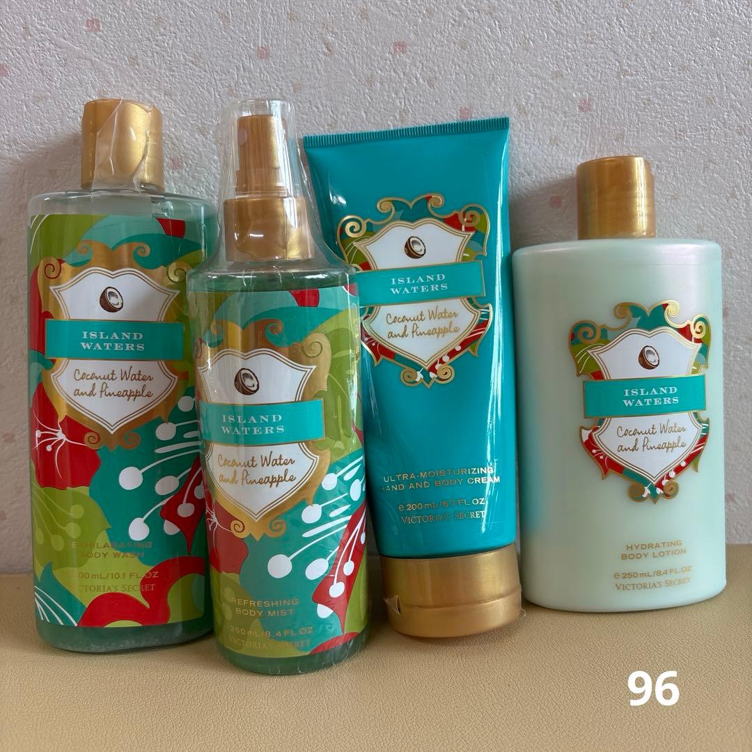  WATERS ココナッツウォーターとパイナップル セット