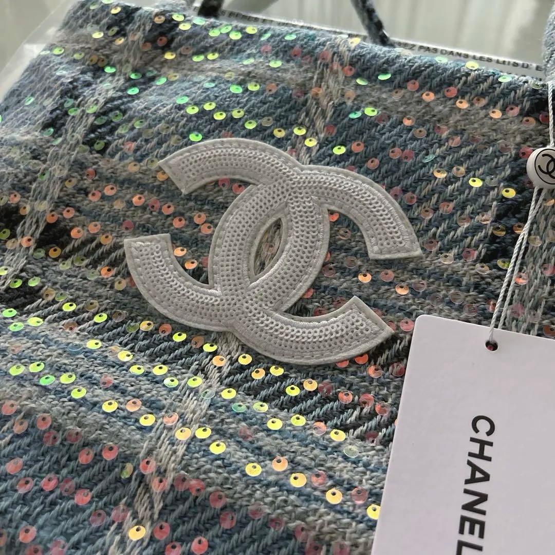 CHANELシャネルビューティーノベルティバッグ　ツィードスパンコール　ブルー