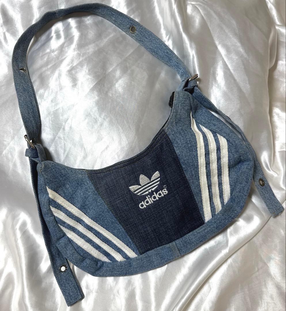 レア　adidas アディダス　リメイクバッグ　再構築　Y2K デニム