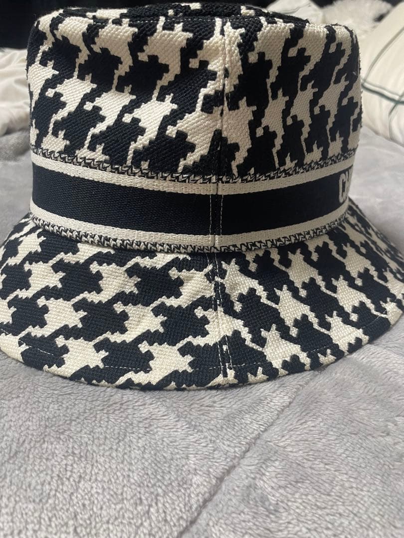 DIOR 30 MONTAIGNE 千鳥格子 バケットハット