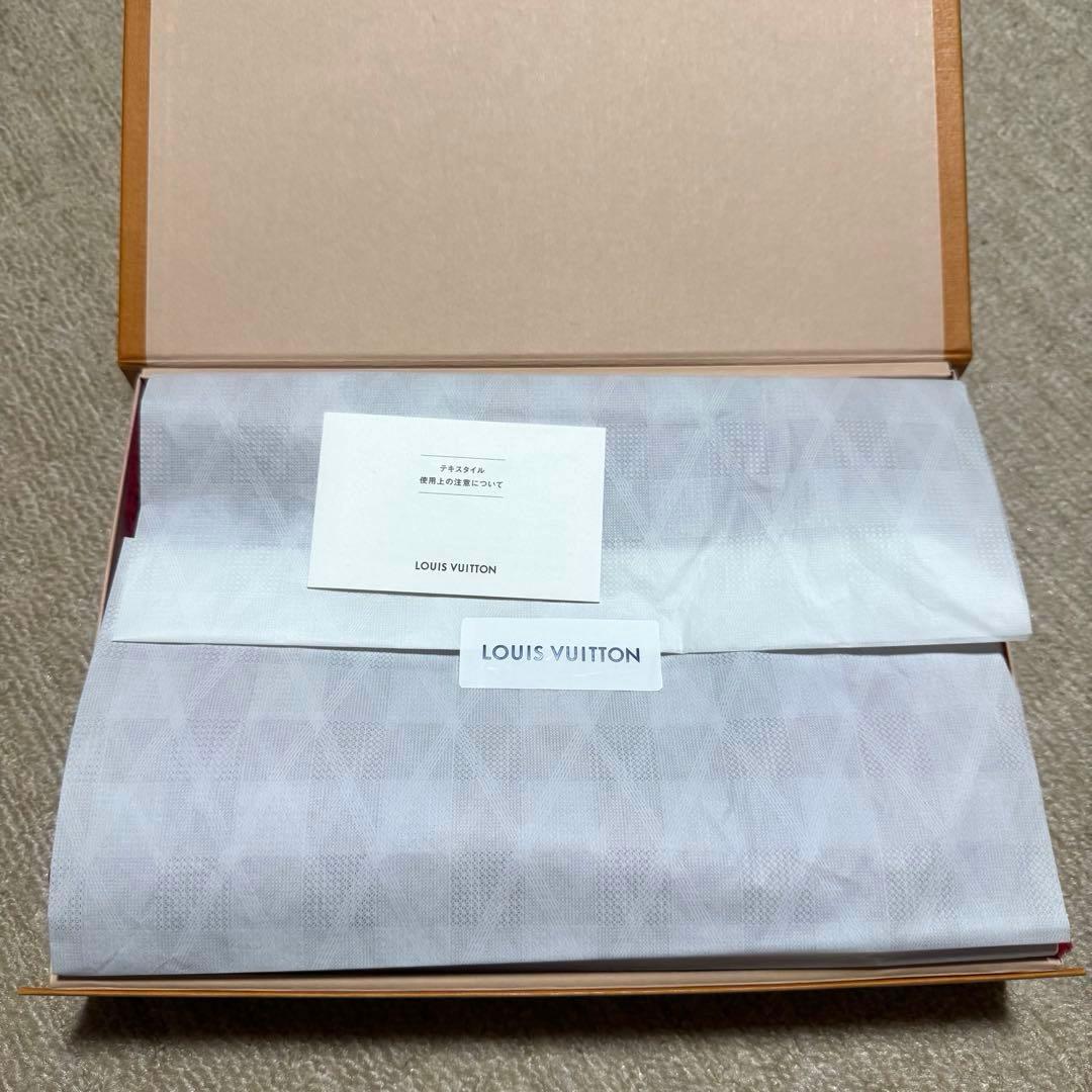 LOUIS VUITTON マフラー　箱付き