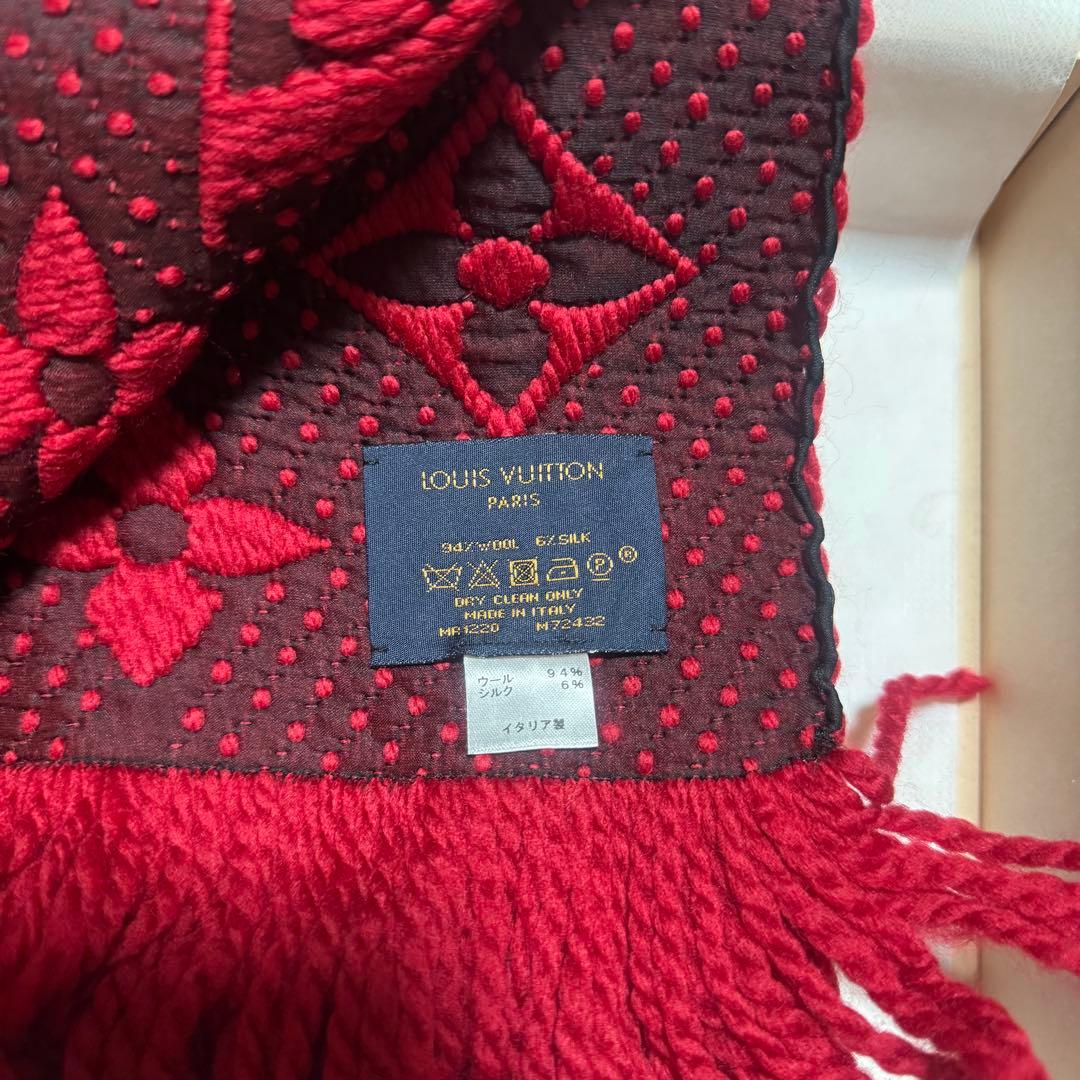 LOUIS VUITTON マフラー　箱付き