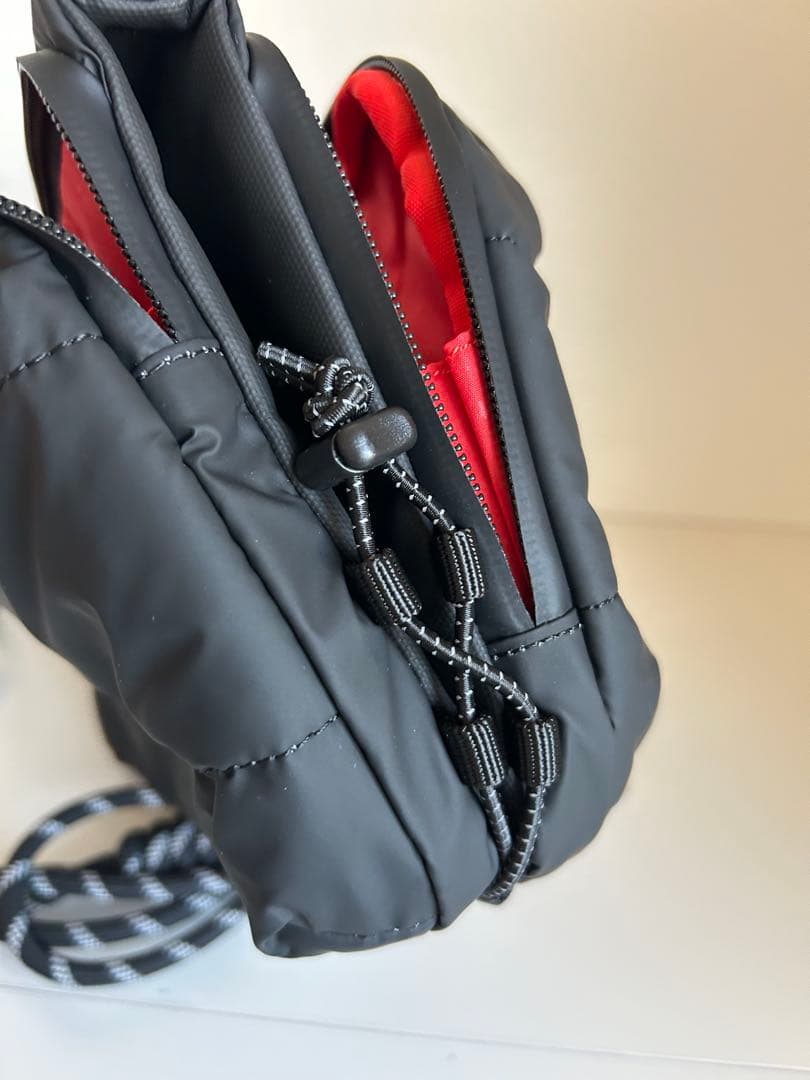 topologie ラージ ボトルサコッシュ　　ショルダーバッグ 大容量　新品