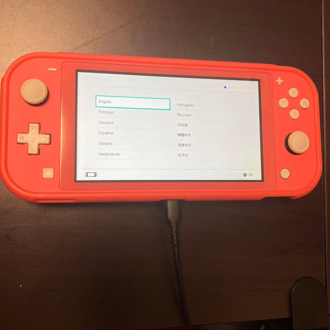 任天堂Switch lightコーラル