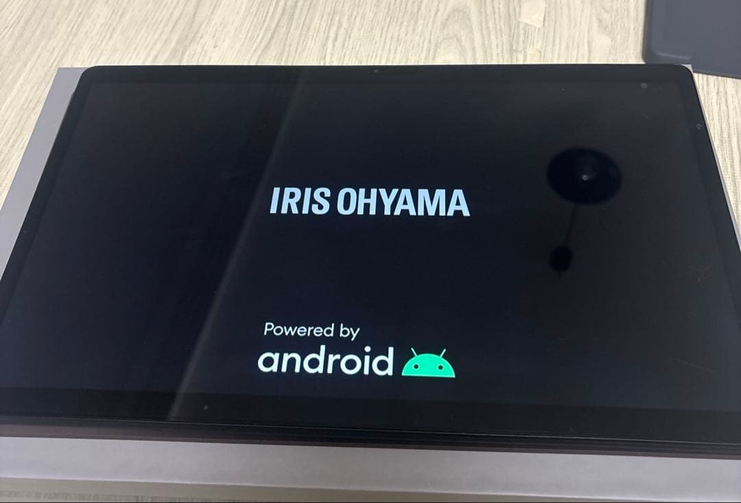 アイリスオーヤマ　Luca タブレット　15.6inch