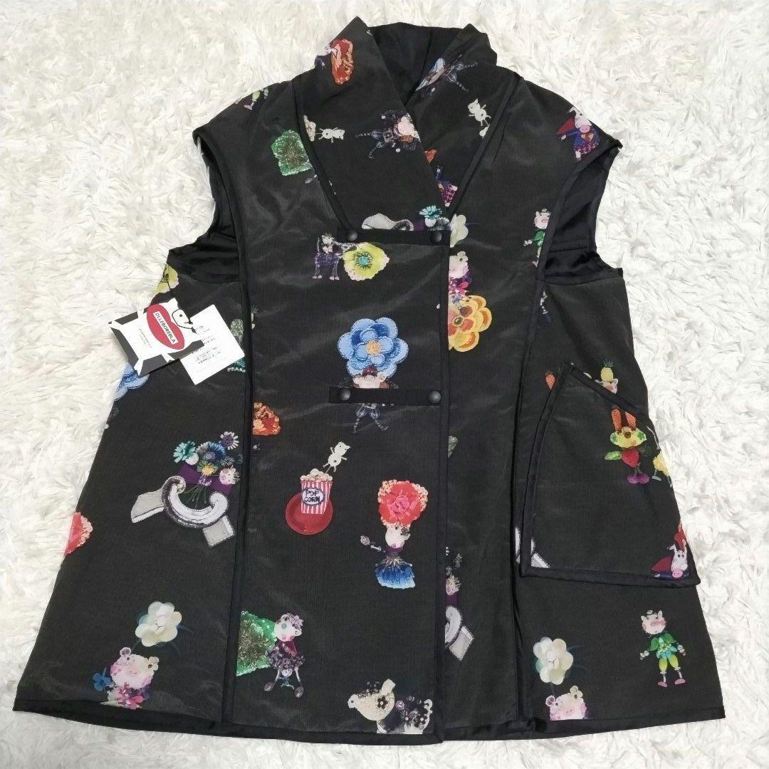 新品タグ付き　アルベロベロ　ダウンベスト　リバーシブル　ぶたさん　ワッペン　中綿