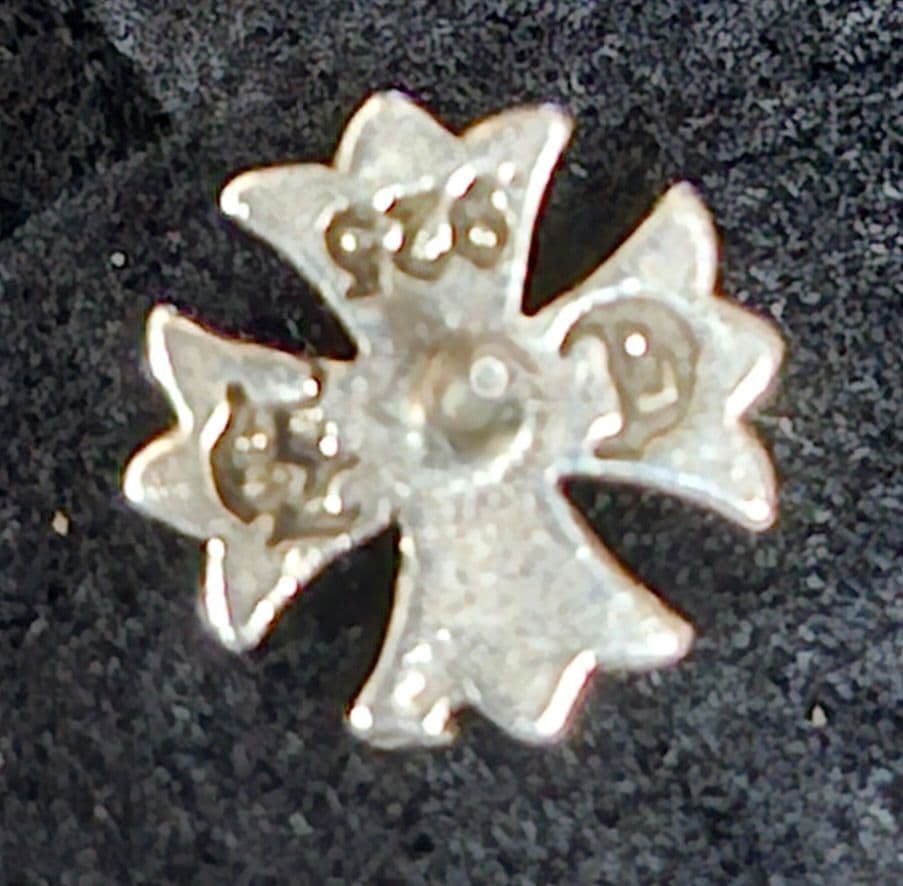 シルバー925ピアス　シルバー925クロスピアス CHROME HEARTS