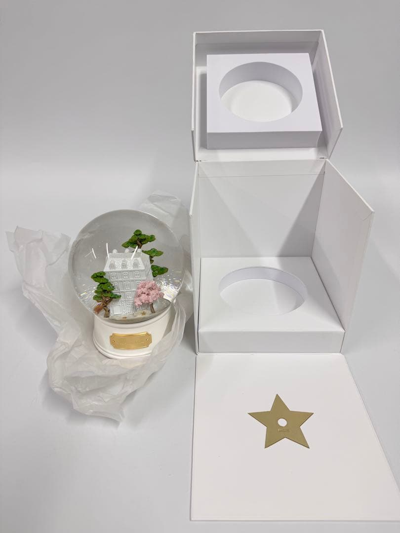 Dior スノードーム 2026 ノベルティ