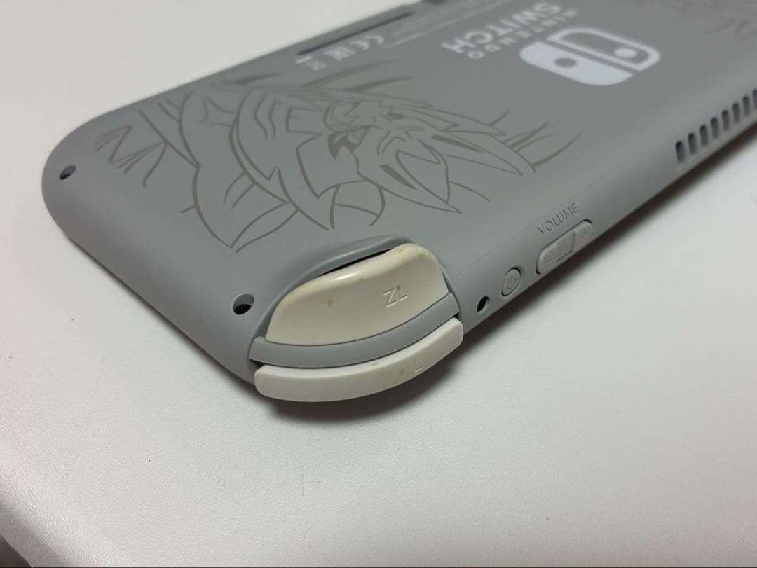 Nintendo Switch Lite ソードシールド (どうぶつの森ケース)