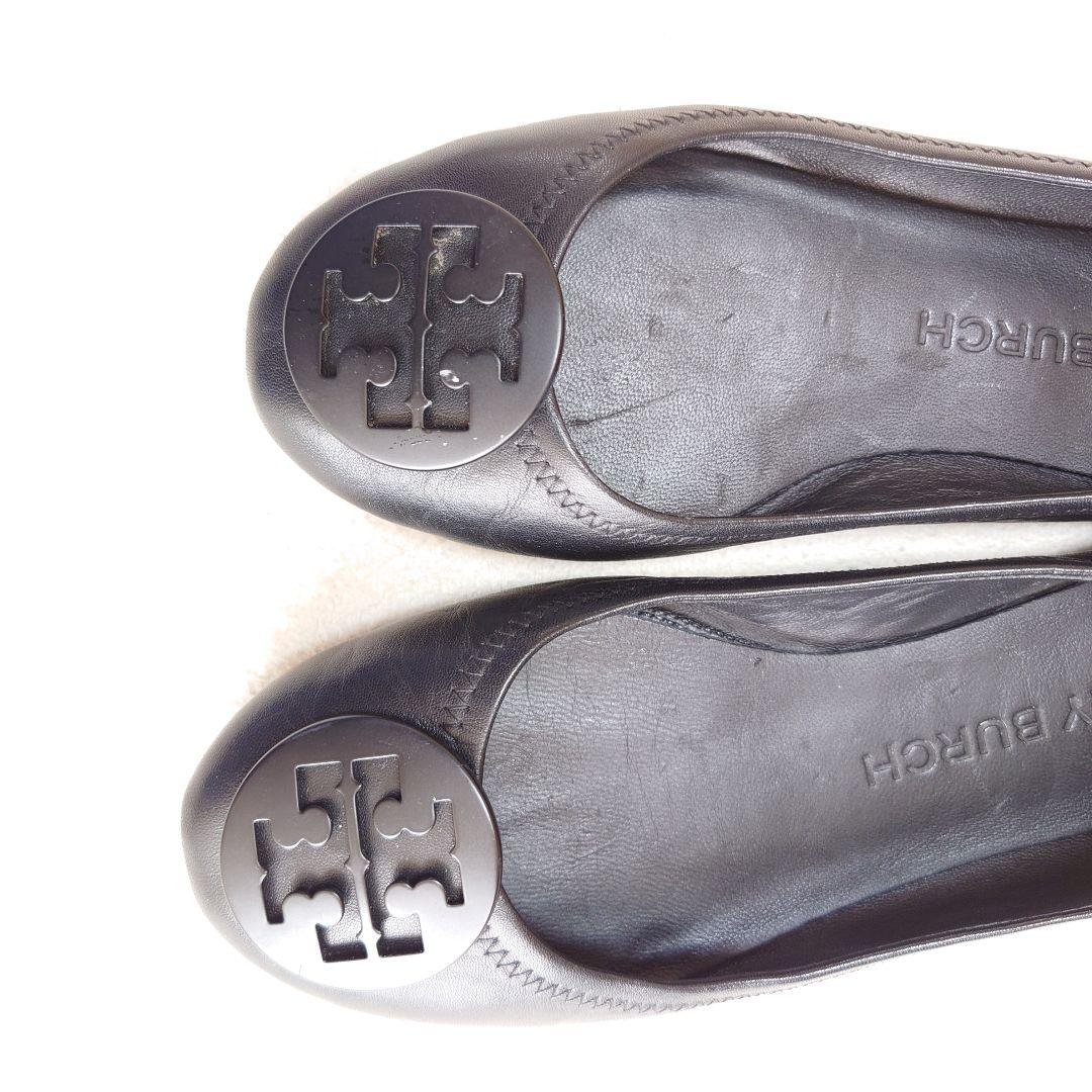 トリバーチ　パンプス