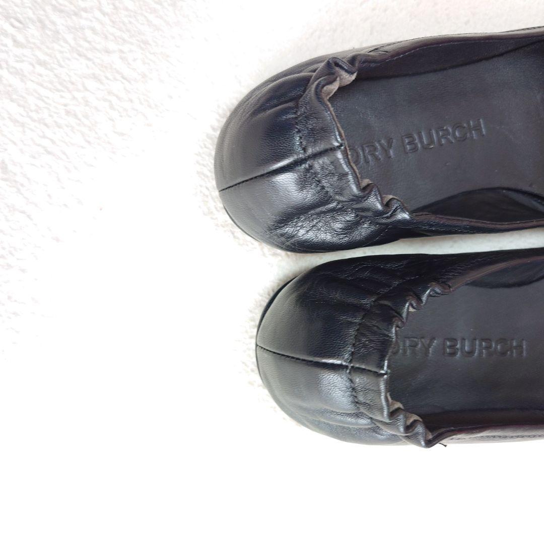 トリバーチ　パンプス