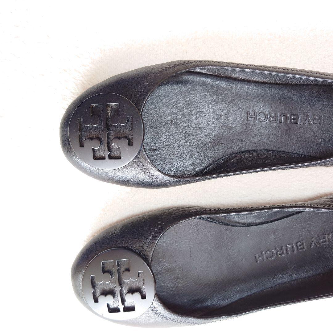 トリバーチ　パンプス