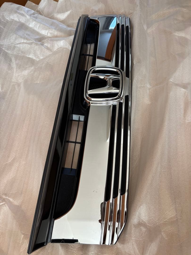 N-BOXスラッシュ純正フロントグリル