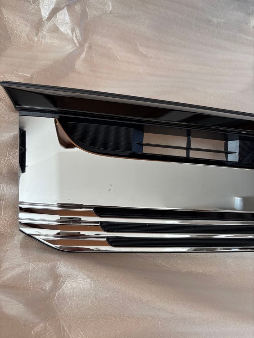 N-BOXスラッシュ純正フロントグリル