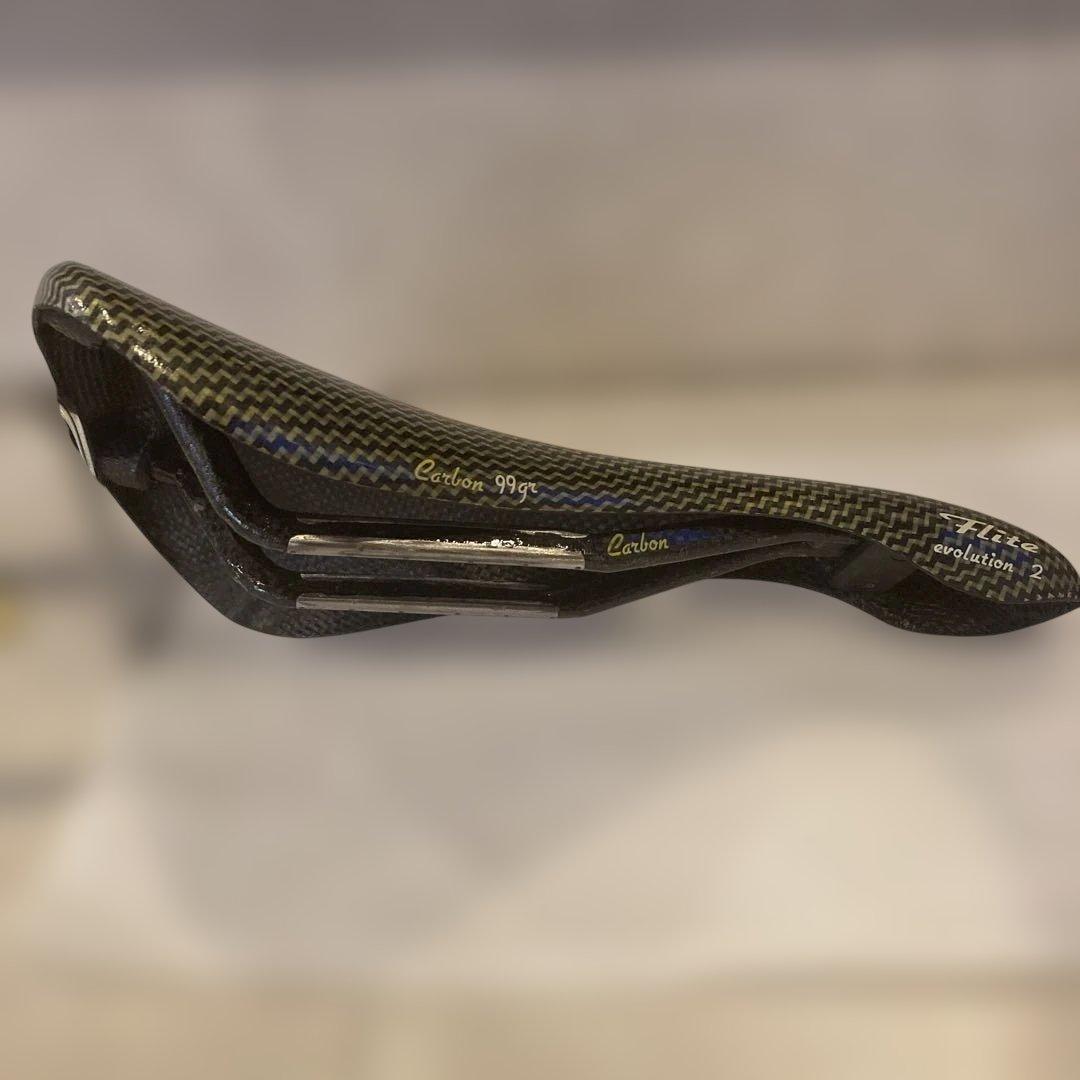 selle ITALIA カーボン　ケブラーサドル