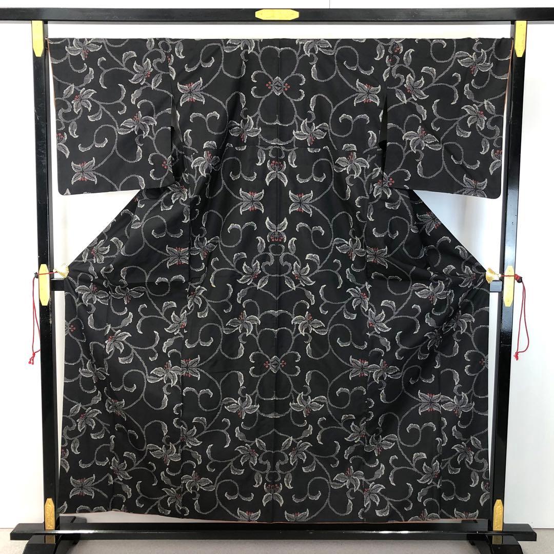 本場大島紬 一元 花唐草模様 黒色 KK-2034