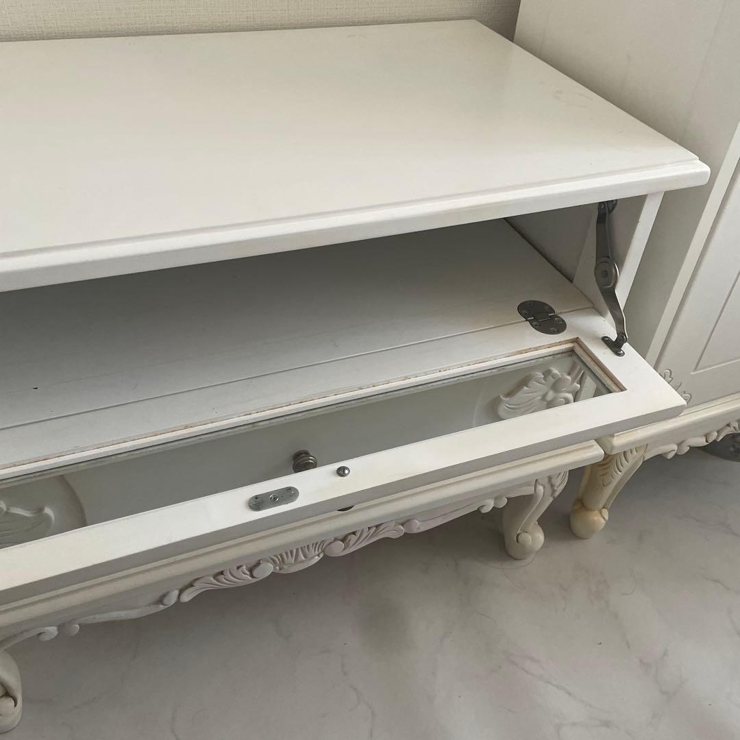 ロココ調　アンティーク　テレビ台　かわいい　ホワイト　猫脚 プリンセス 姫系家具