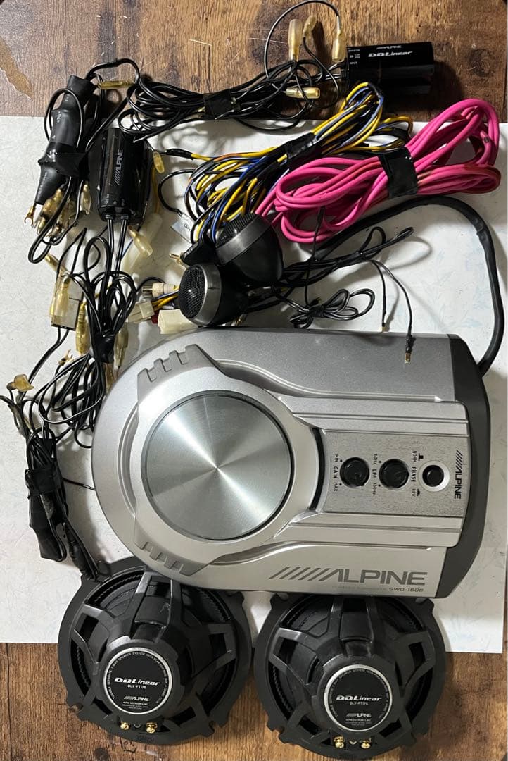 ALPINE パワードサブウーファー SWD-1600+ DLX-FT17S