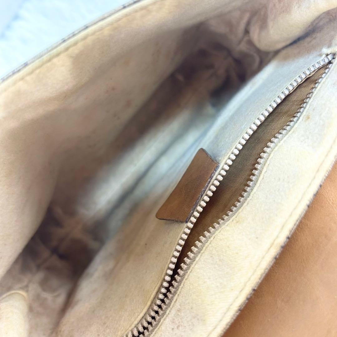 【希少】GUCCI グッチ ショルダーバッグ