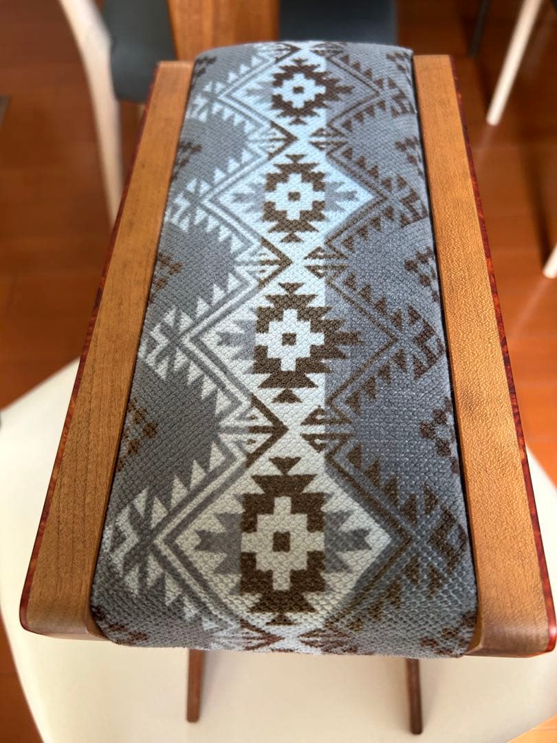 ジムニー64シエラ74用アームレスト