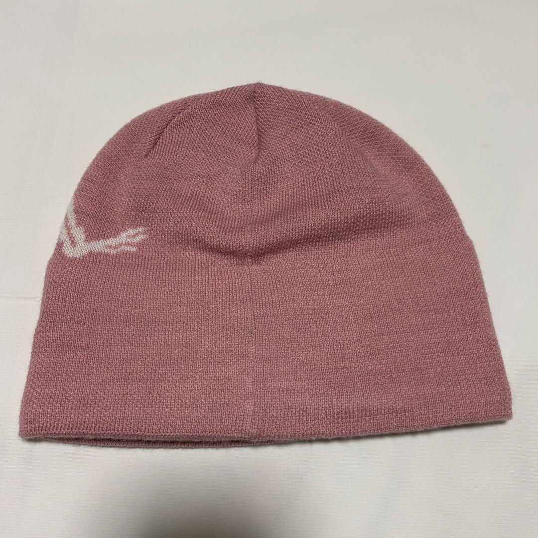 Arcteryxビーニー　ピンク　アークテリクス　公式 即完売