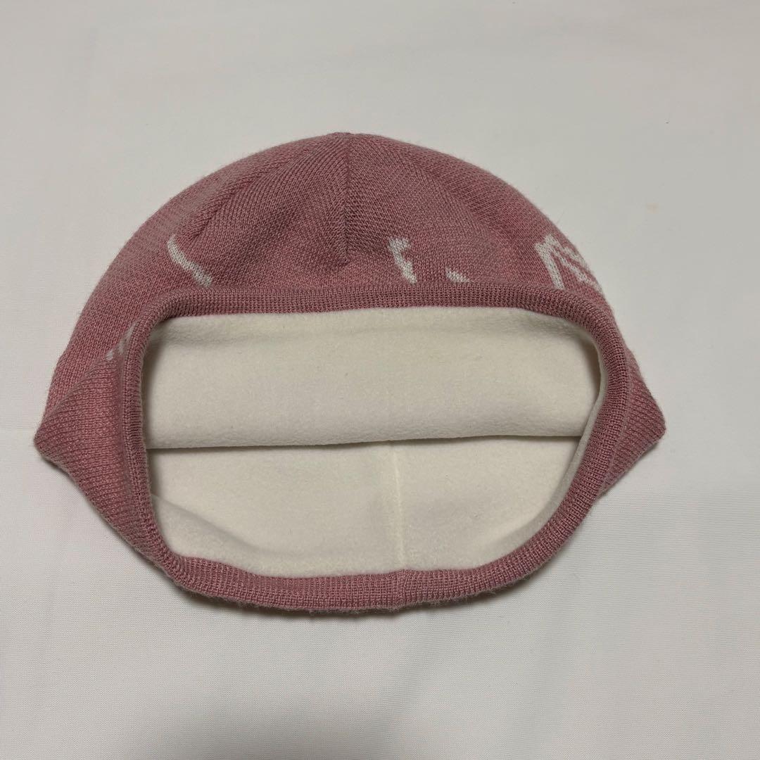 Arcteryxビーニー　ピンク　アークテリクス　公式 即完売