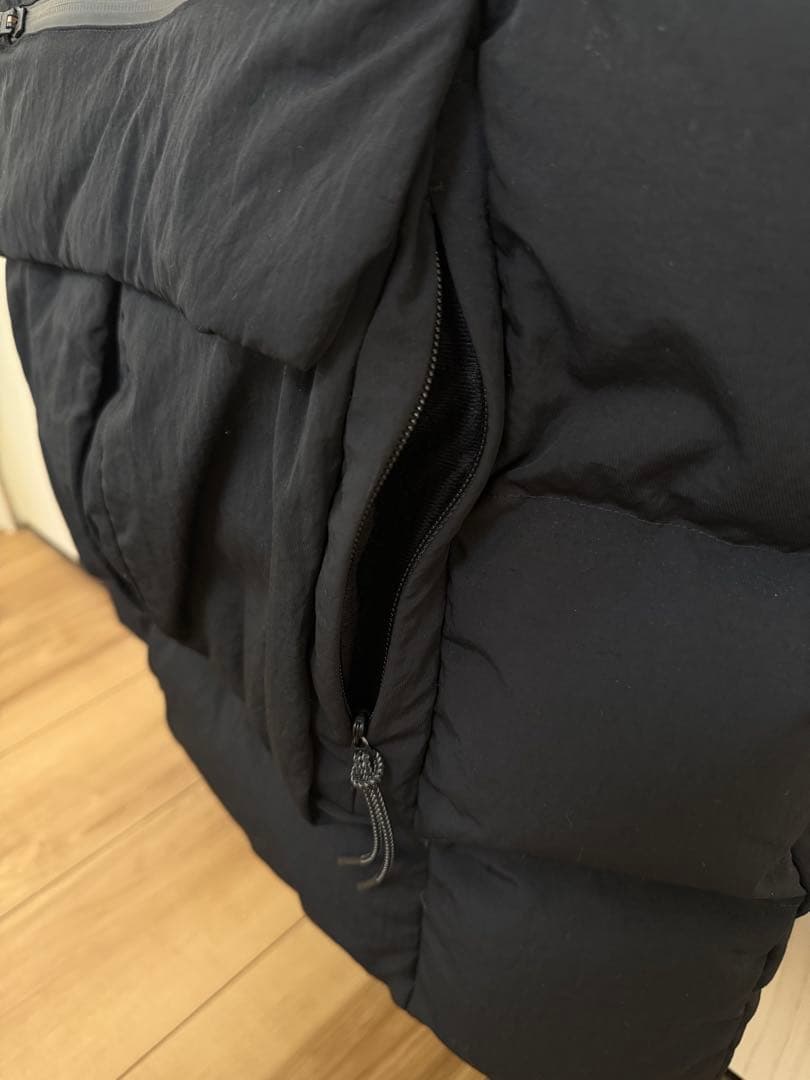 Nike ブラック ダウンベスト　M