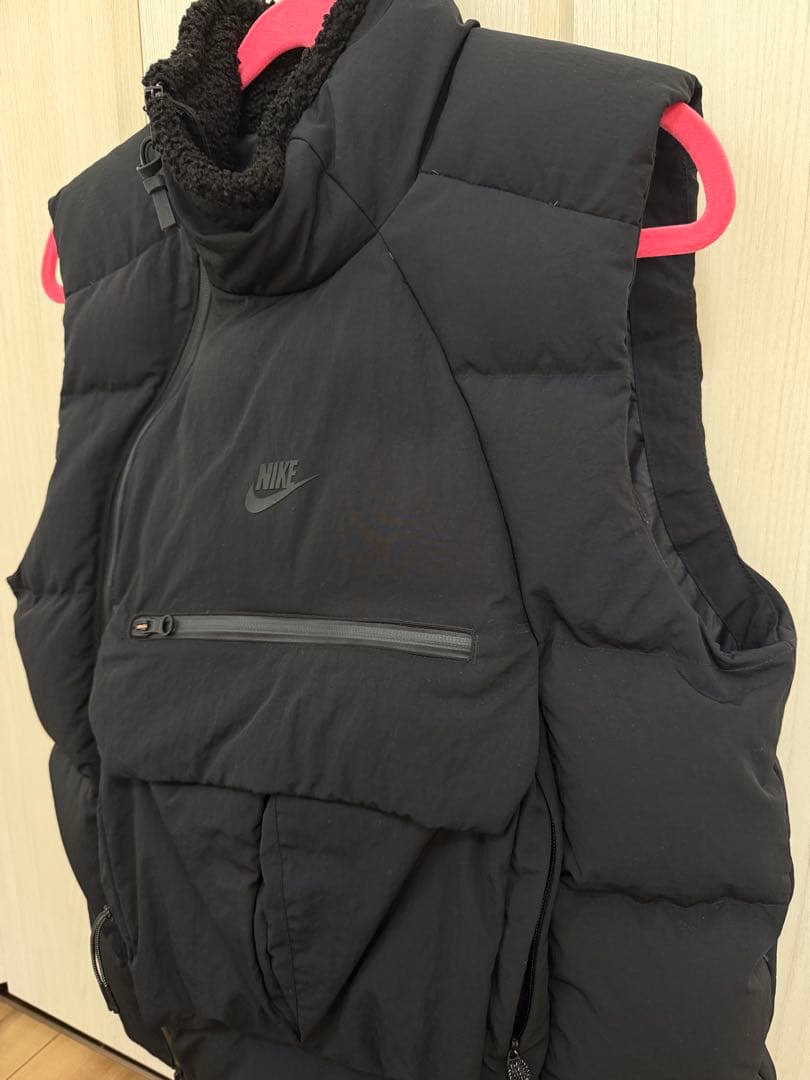 Nike ブラック ダウンベスト　M