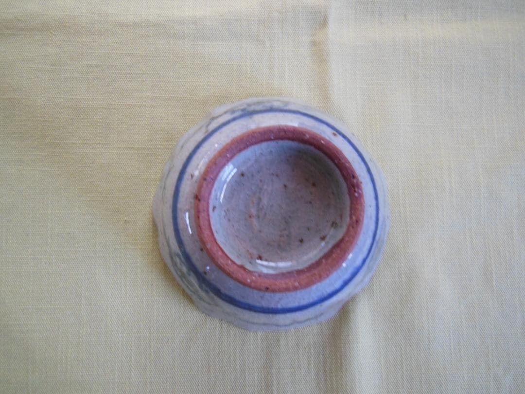 イムサエム　刻染付文小鉢