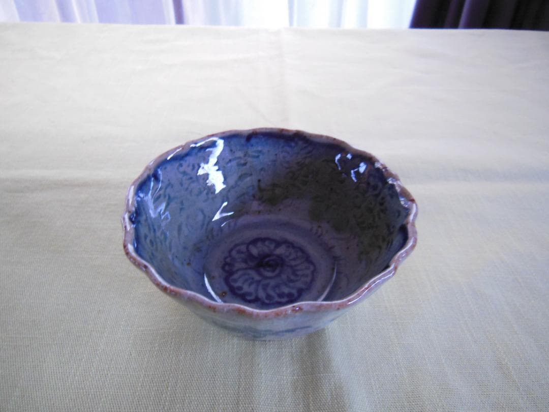 イムサエム　刻染付文小鉢