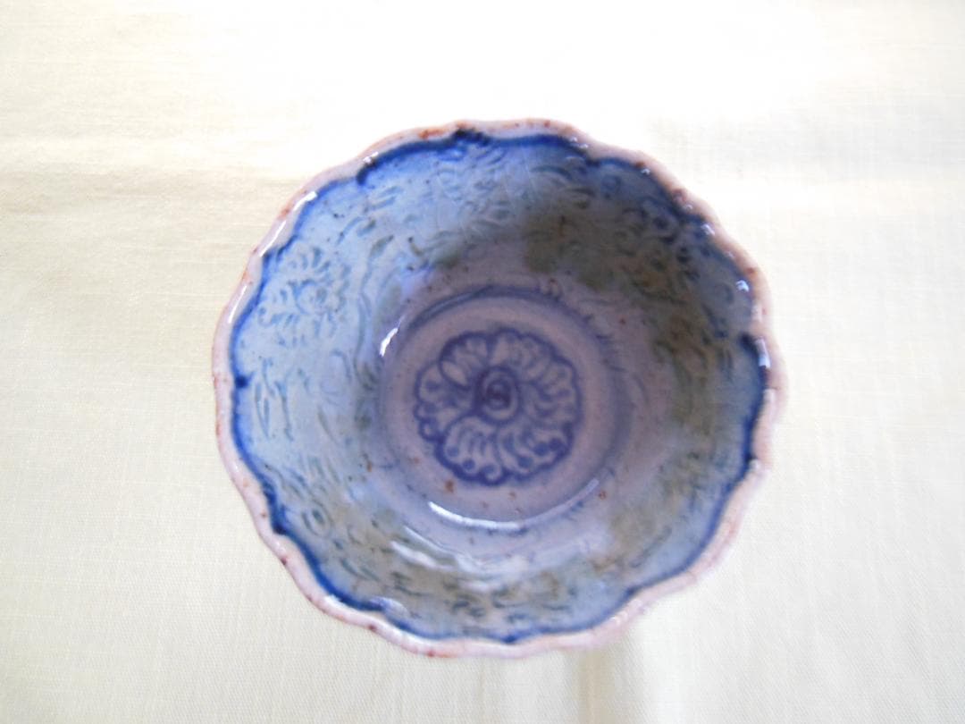 イムサエム　刻染付文小鉢