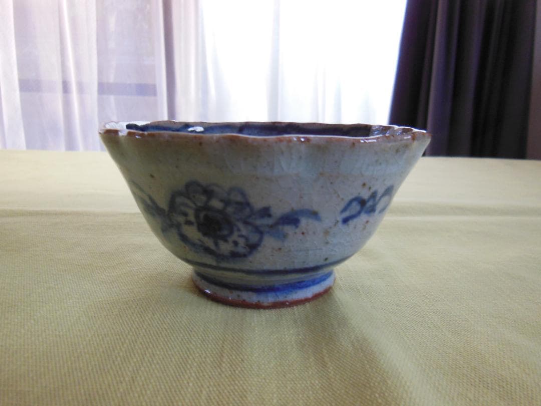 イムサエム　刻染付文小鉢