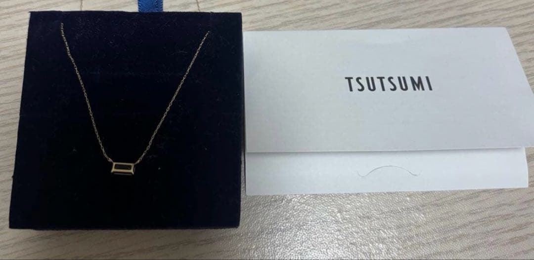 ツツミ　ホワイトトパーズネックレス