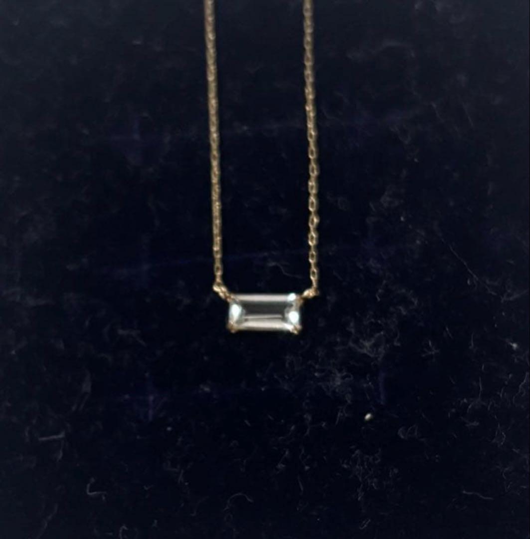 ツツミ　ホワイトトパーズネックレス