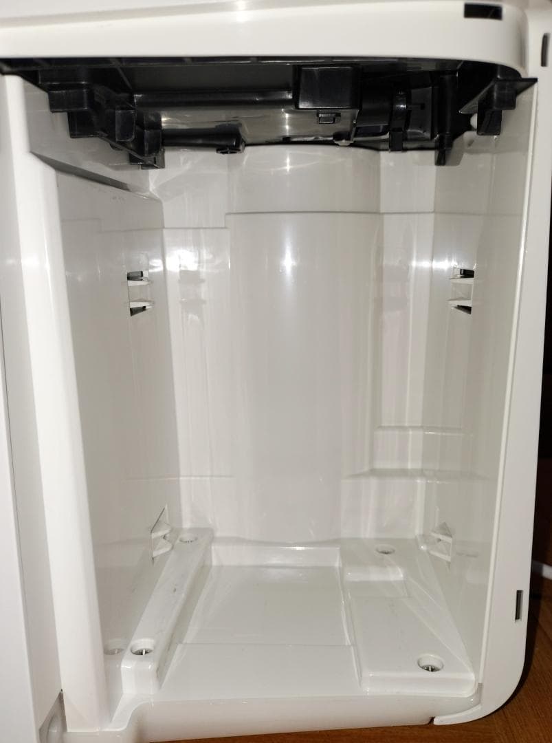 2023年製★清掃済・完動品◆SHARP CV-N71-W 衣類乾燥除湿機