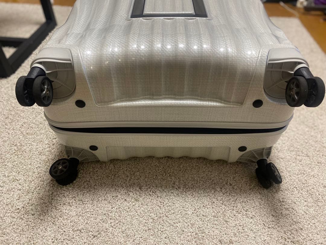 【るる】美品☆Samsonite シーライト　スピナー81 サムソナイト